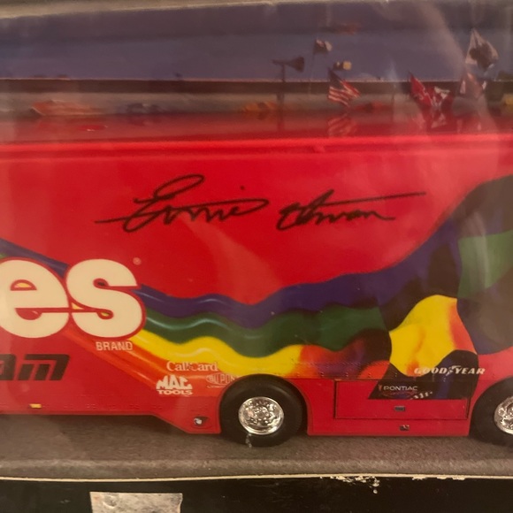 NASCAR By Hot Wheels pro racing. The Skittles #36 hauler. - Picture 3 of 7